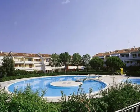 Riviera 아파트